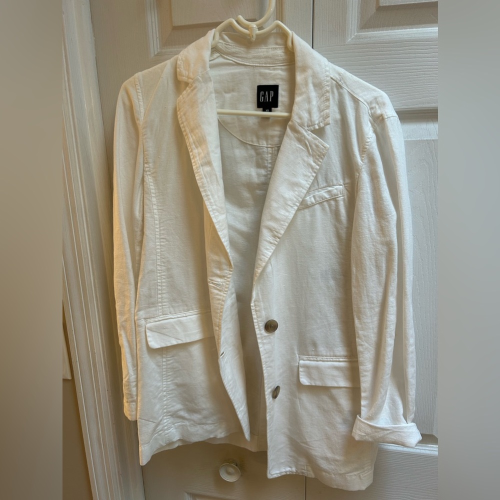 Gap white blazer